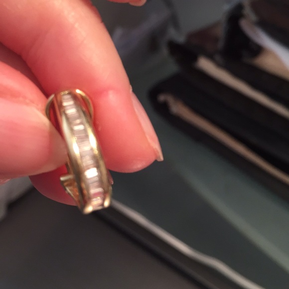 14k gold Diamond earrings great xmass gift - Picture 2 of 7